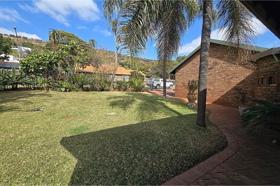 4 Bedroom Property for Sale in Magalieskruin Gauteng
