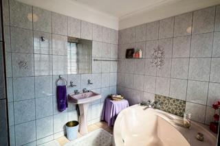 5 Bedroom Property for Sale in Montana Park Gauteng