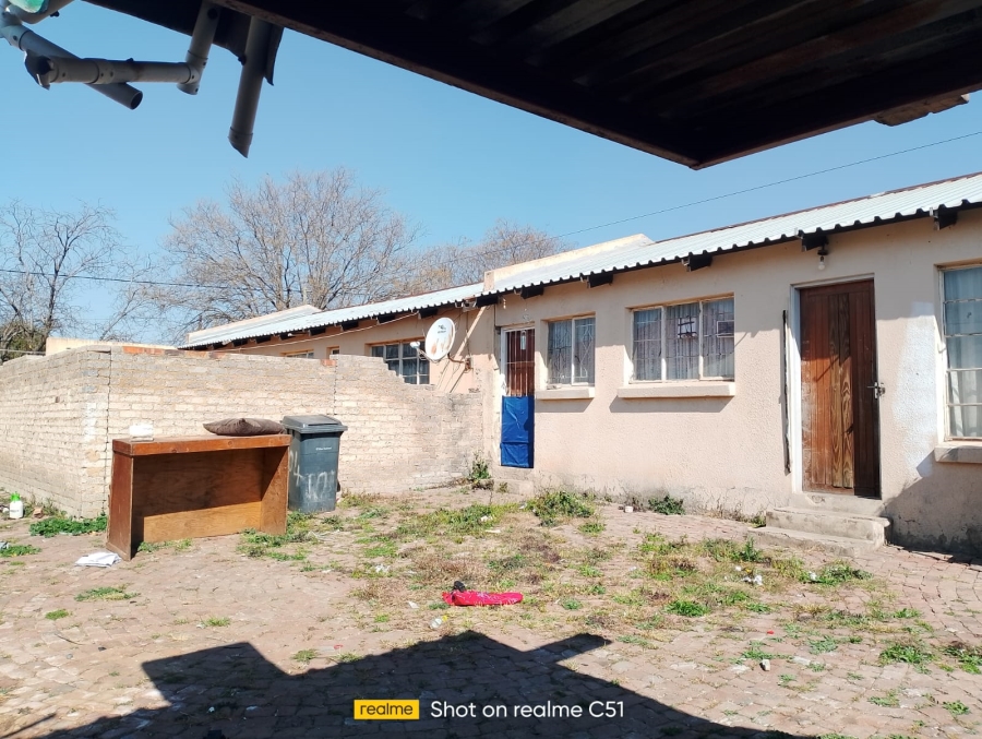 9 Bedroom Property for Sale in Brakpan Central Gauteng