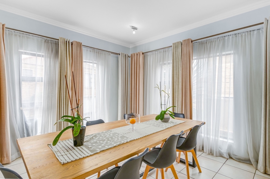 3 Bedroom Property for Sale in North Riding Gauteng