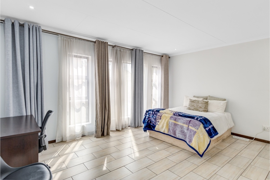 3 Bedroom Property for Sale in North Riding Gauteng