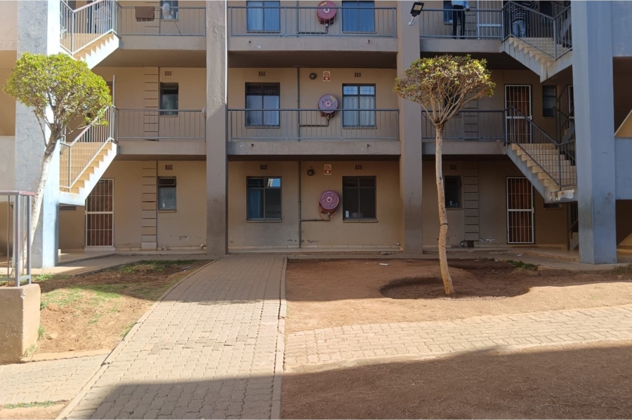 2 Bedroom Property for Sale in Jabulani Gauteng