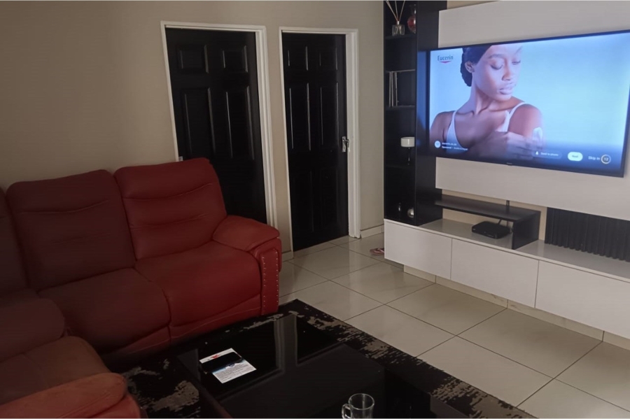 2 Bedroom Property for Sale in Jabulani Gauteng
