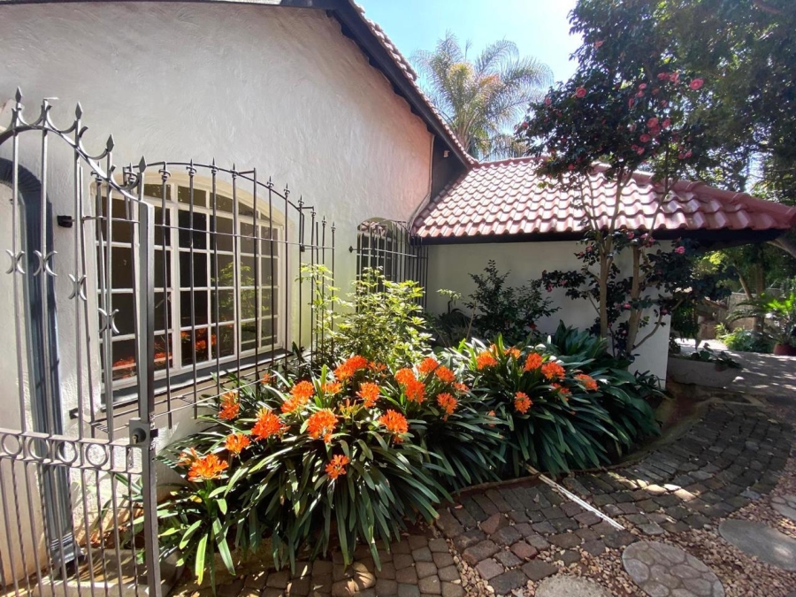 To Let 4 Bedroom Property for Rent in Waterkloof Ridge Gauteng