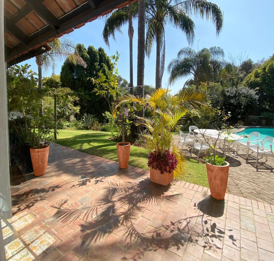 To Let 4 Bedroom Property for Rent in Waterkloof Ridge Gauteng
