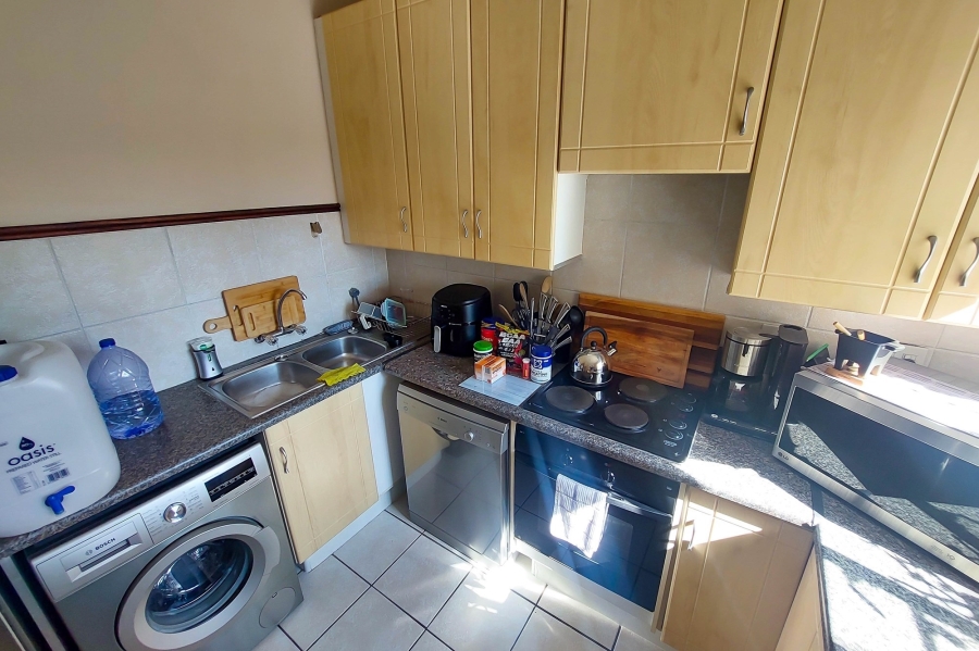 2 Bedroom Property for Sale in Eco Park Gauteng