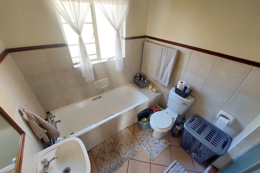 2 Bedroom Property for Sale in Eco Park Gauteng
