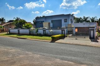 6 Bedroom Property for Sale in Montana Park Gauteng