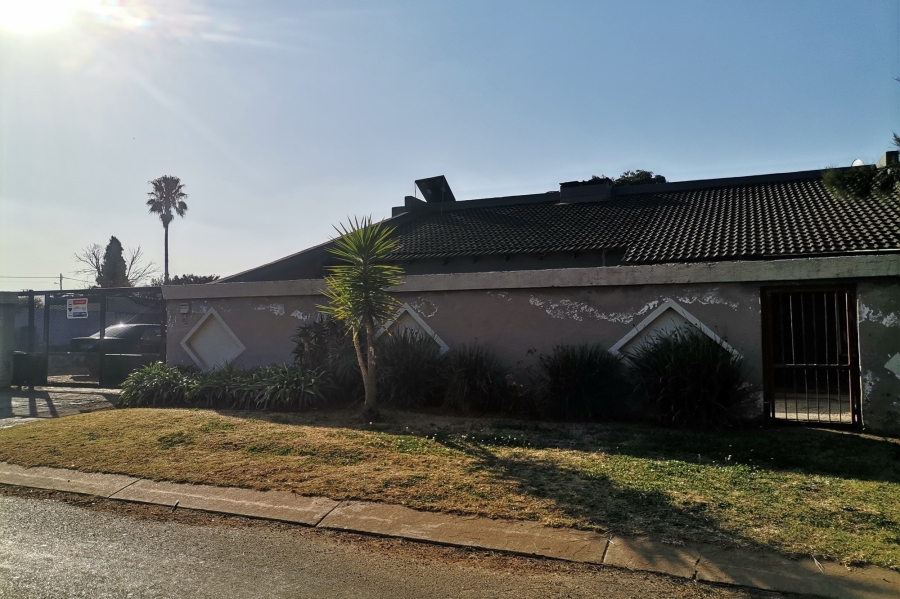 4 Bedroom Property for Sale in Ennerdale Gauteng