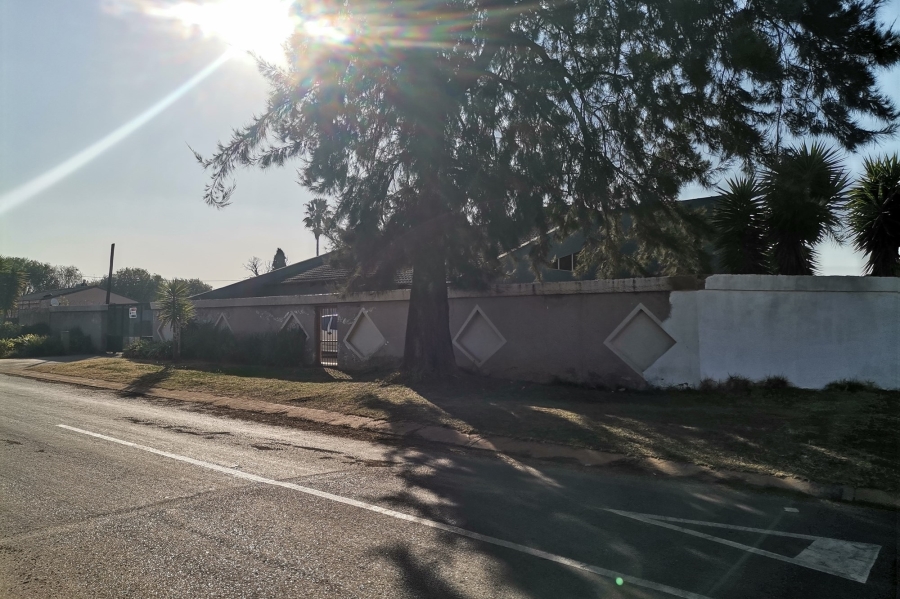 4 Bedroom Property for Sale in Ennerdale Gauteng