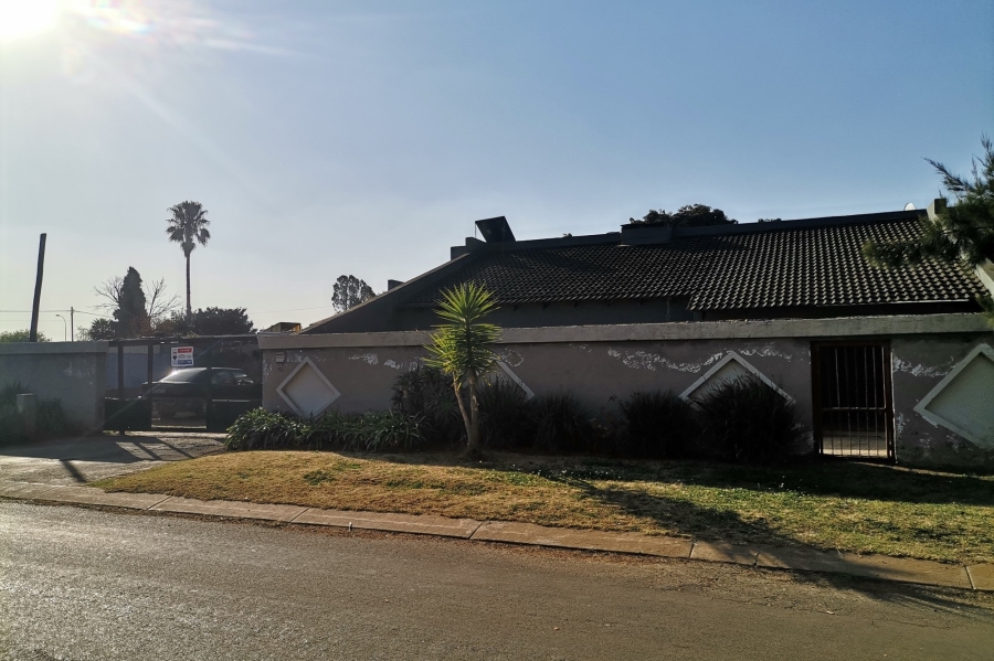 4 Bedroom Property for Sale in Ennerdale Gauteng