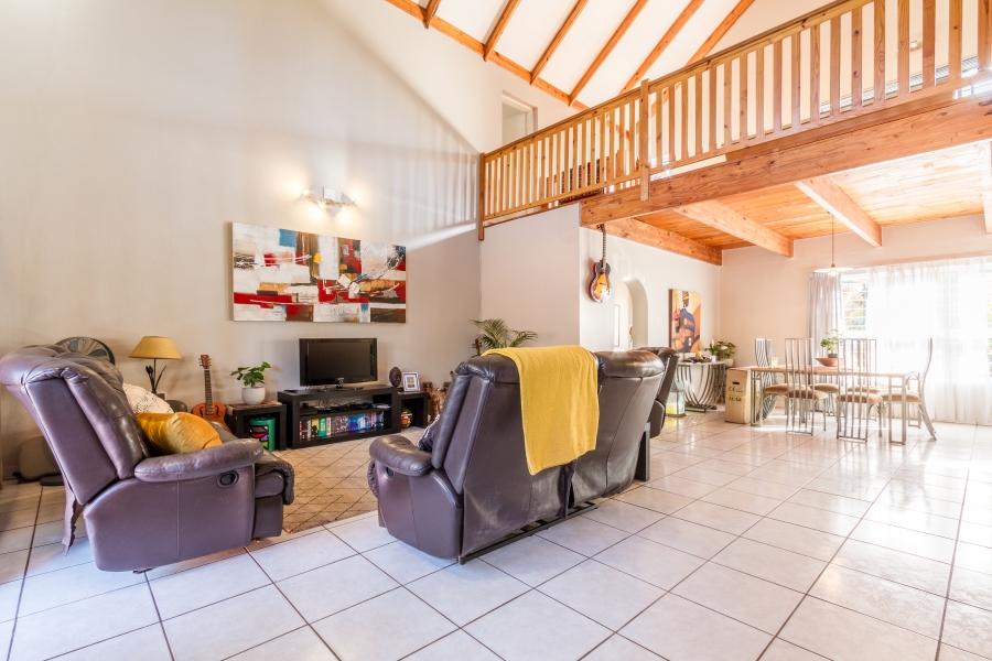 4 Bedroom Property for Sale in Equestria Gauteng
