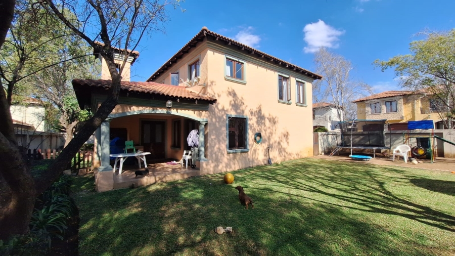 To Let 3 Bedroom Property for Rent in Equestria Gauteng