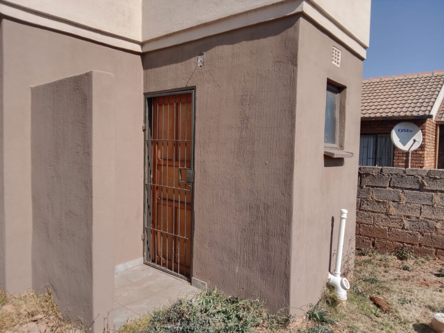 2 Bedroom Property for Sale in Vosloorus Gauteng