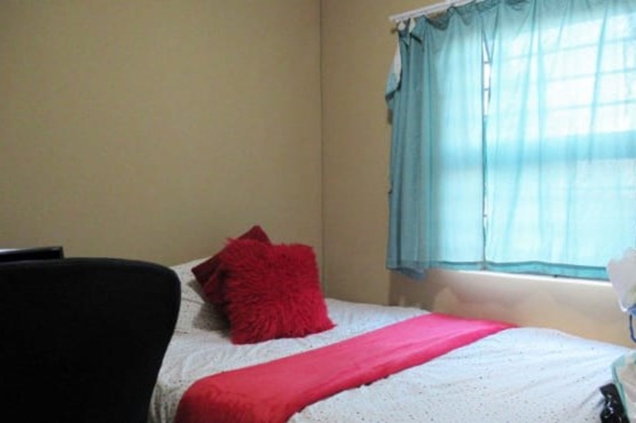 3 Bedroom Property for Sale in Protea Glen Gauteng