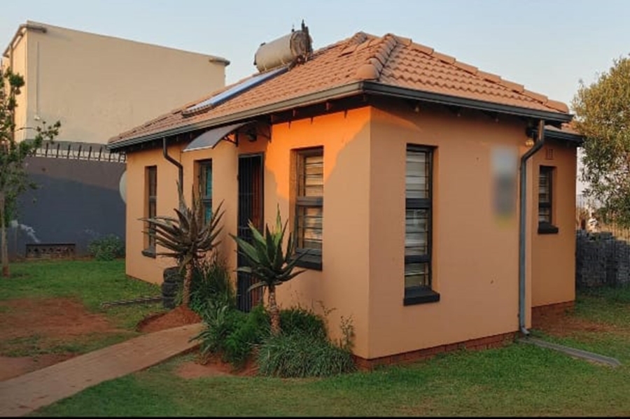 3 Bedroom Property for Sale in Protea Glen Gauteng