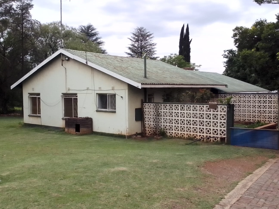 3 Bedroom Property for Sale in Kookrus Gauteng
