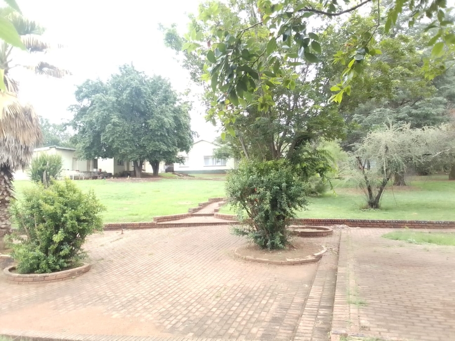 3 Bedroom Property for Sale in Kookrus Gauteng