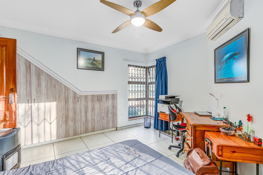 5 Bedroom Property for Sale in Lonehill Gauteng