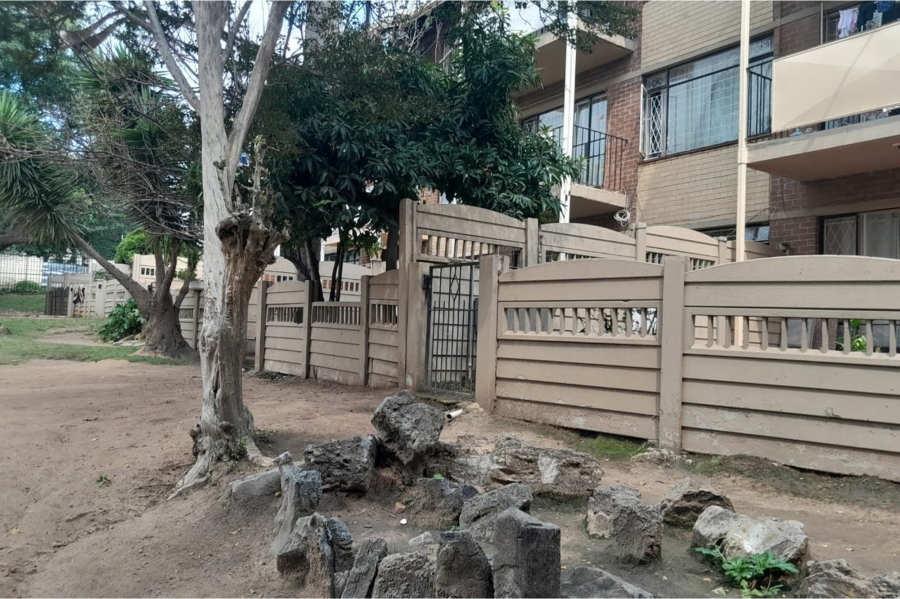 2 Bedroom Property for Sale in Kew Gauteng