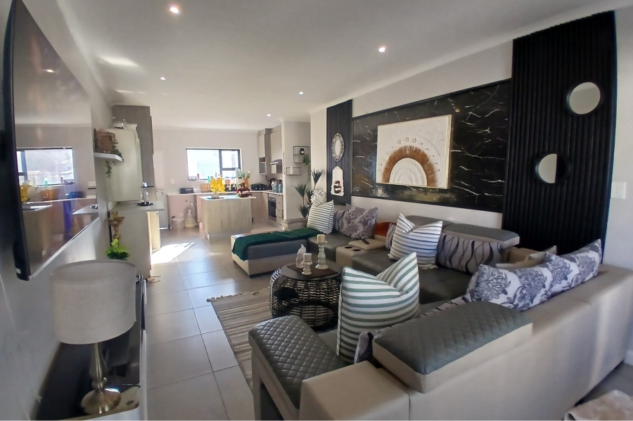 2 Bedroom Property for Sale in Morningside Gauteng