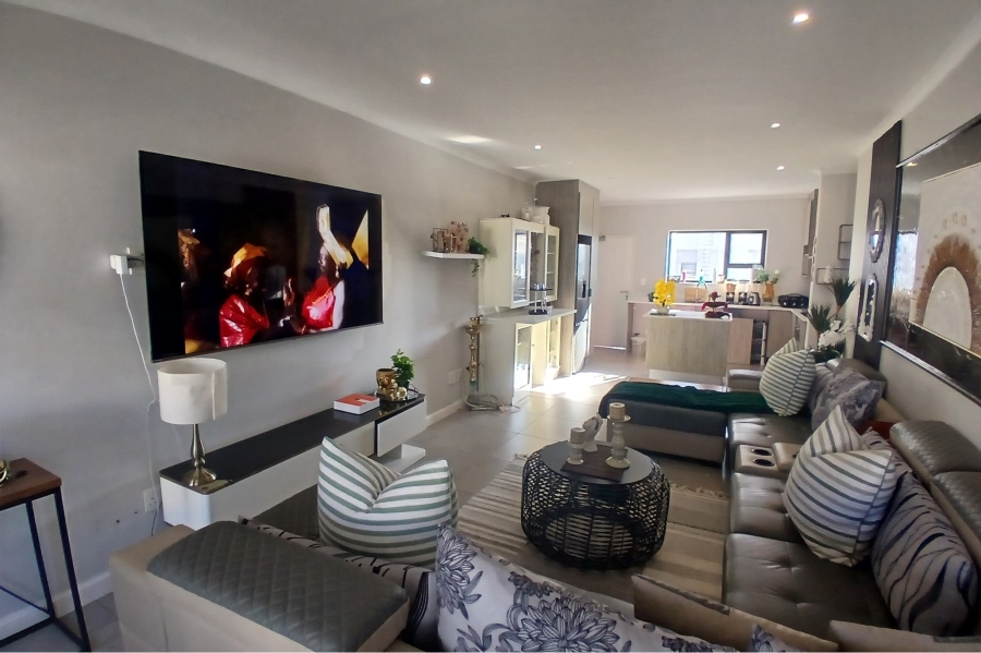 2 Bedroom Property for Sale in Morningside Gauteng