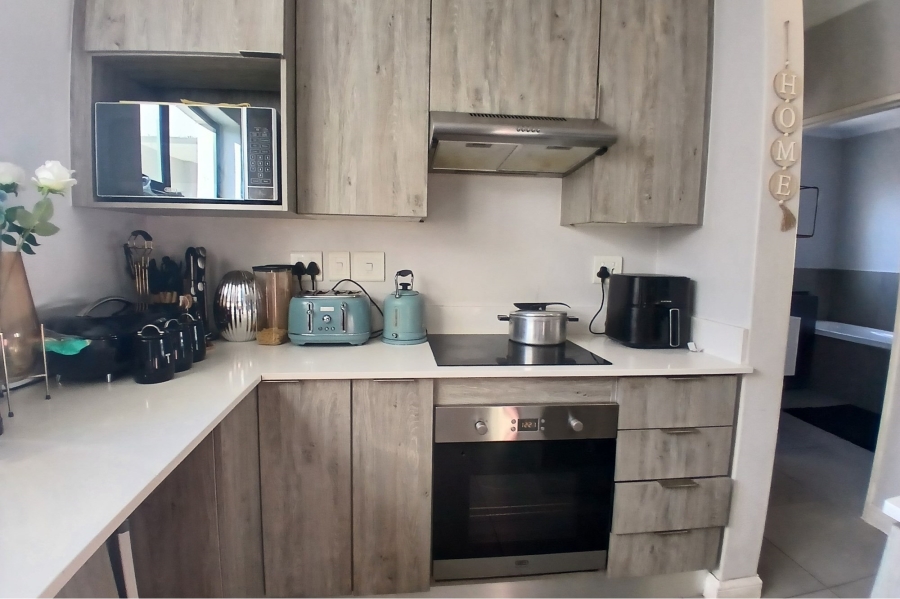 2 Bedroom Property for Sale in Morningside Gauteng