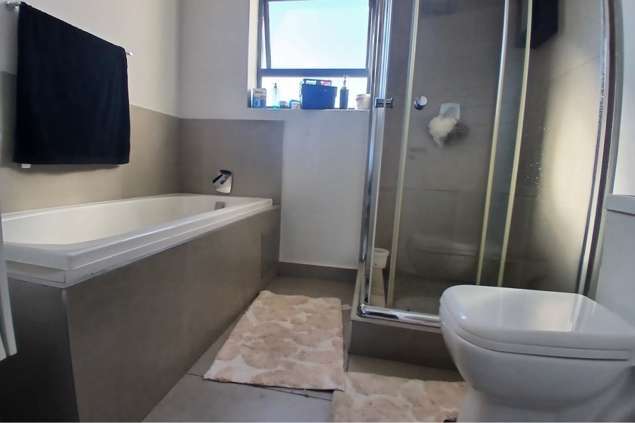 2 Bedroom Property for Sale in Morningside Gauteng