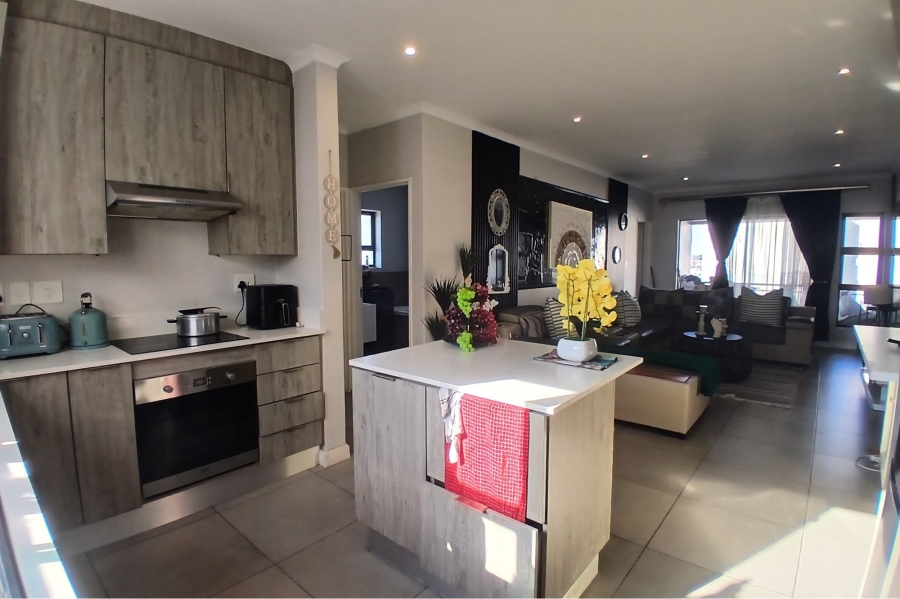2 Bedroom Property for Sale in Morningside Gauteng