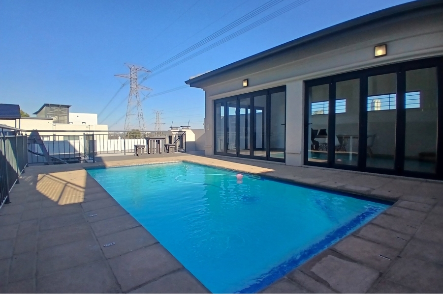 2 Bedroom Property for Sale in Morningside Gauteng