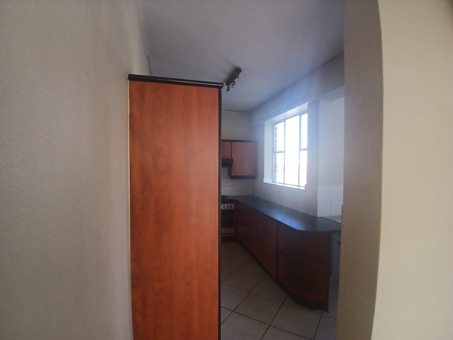 To Let 3 Bedroom Property for Rent in Lambton Gauteng