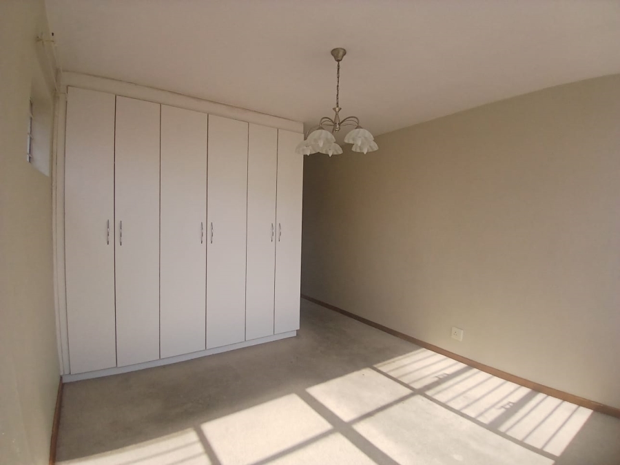To Let 3 Bedroom Property for Rent in Lambton Gauteng