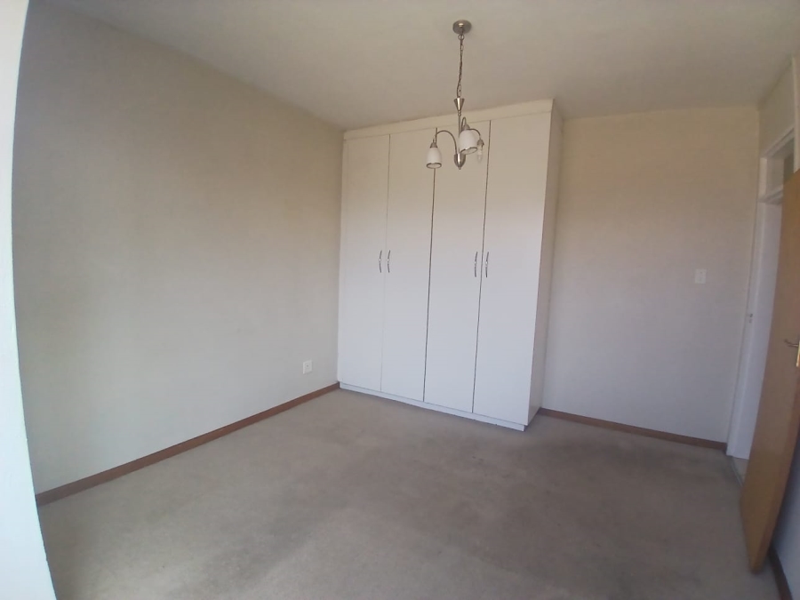To Let 3 Bedroom Property for Rent in Lambton Gauteng