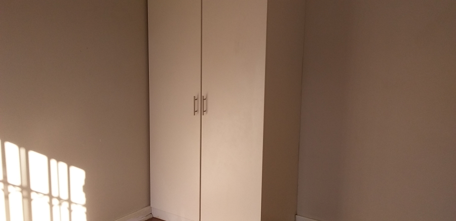 To Let 3 Bedroom Property for Rent in Airfield Gauteng