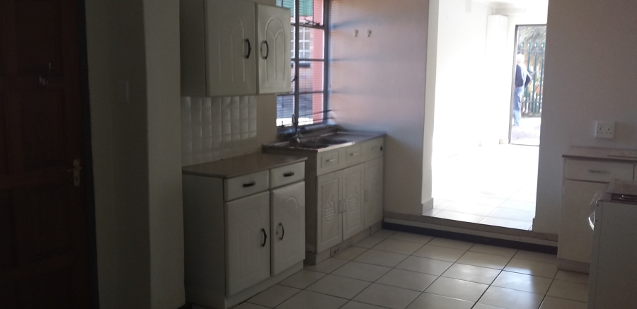 To Let 3 Bedroom Property for Rent in Airfield Gauteng