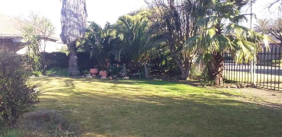 To Let 3 Bedroom Property for Rent in Airfield Gauteng