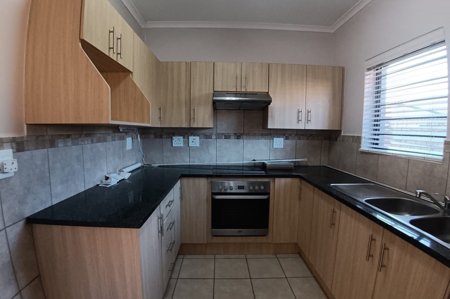 2 Bedroom Property for Sale in Olivedale Gauteng