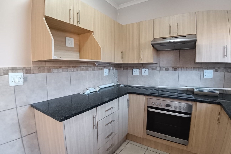 2 Bedroom Property for Sale in Olivedale Gauteng