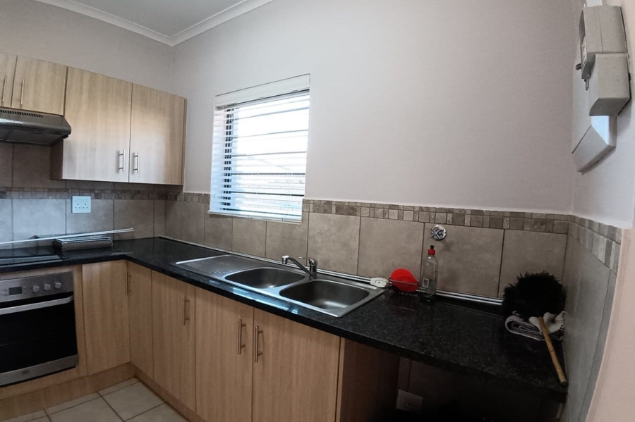 2 Bedroom Property for Sale in Olivedale Gauteng