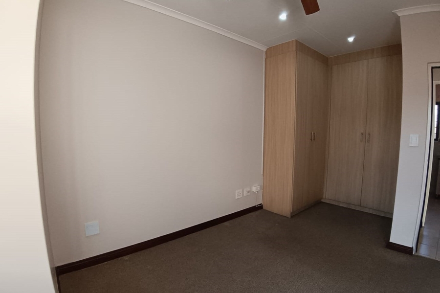 2 Bedroom Property for Sale in Olivedale Gauteng