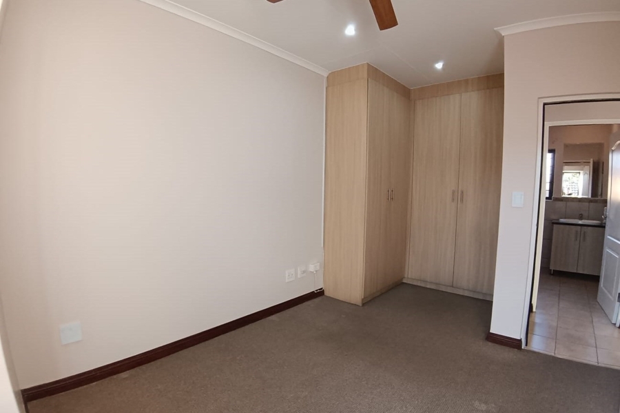 2 Bedroom Property for Sale in Olivedale Gauteng