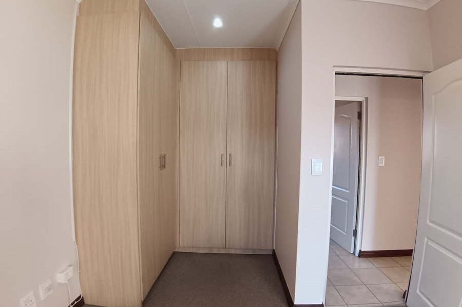 2 Bedroom Property for Sale in Olivedale Gauteng