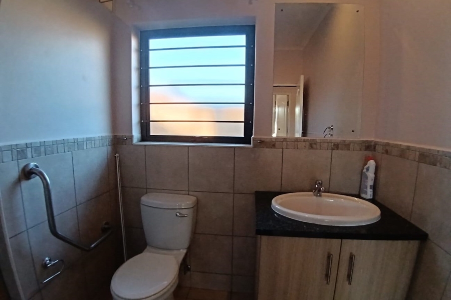 2 Bedroom Property for Sale in Olivedale Gauteng