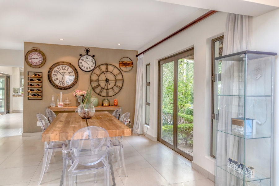 6 Bedroom Property for Sale in Cedar Lakes Gauteng