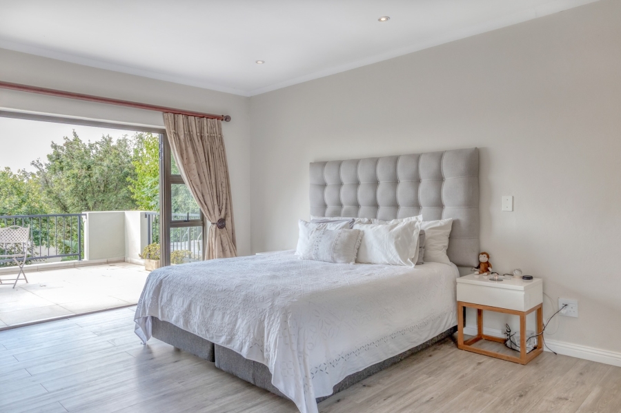 6 Bedroom Property for Sale in Cedar Lakes Gauteng