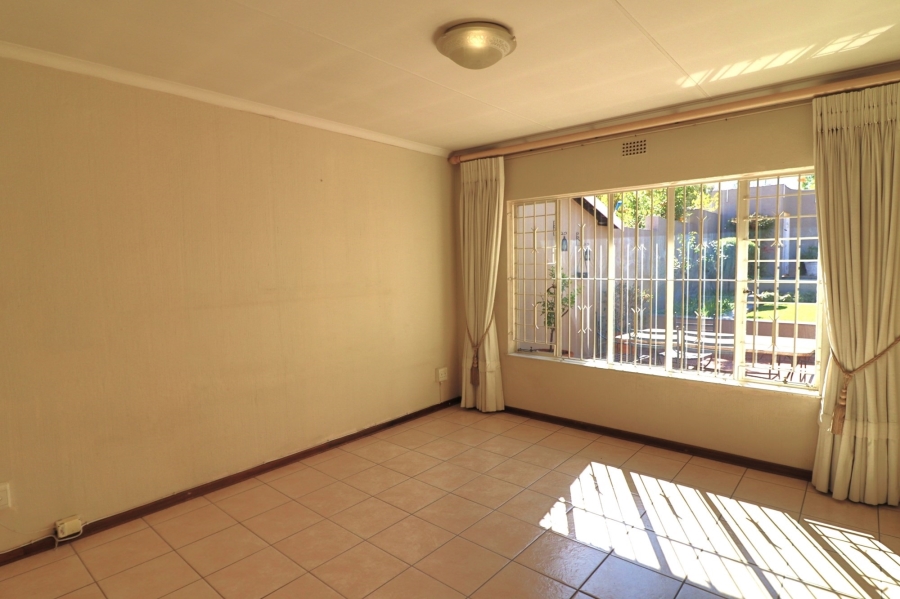 3 Bedroom Property for Sale in Bryanston Gauteng