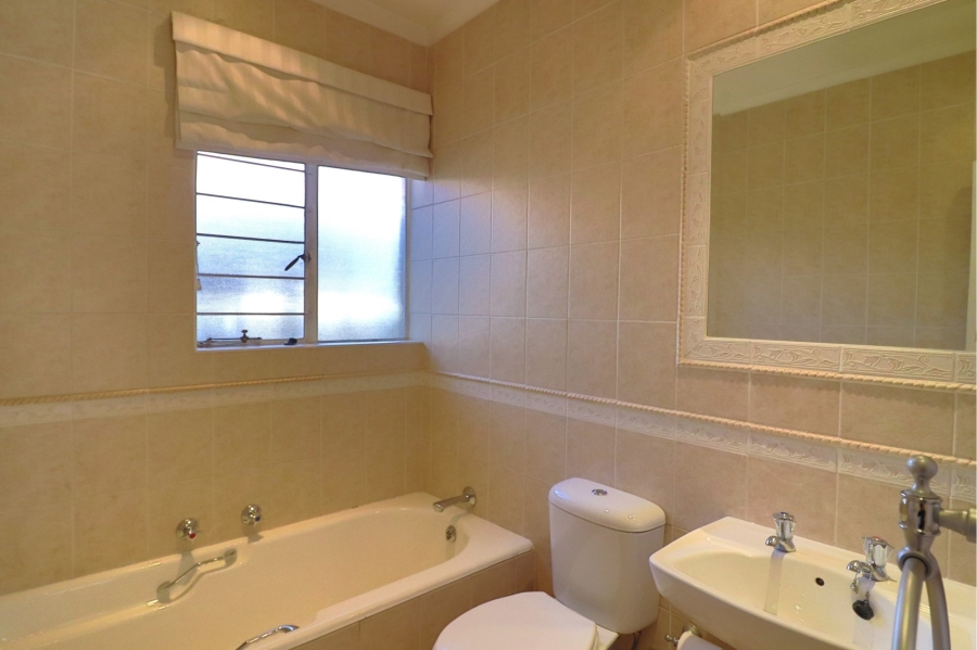 3 Bedroom Property for Sale in Bryanston Gauteng