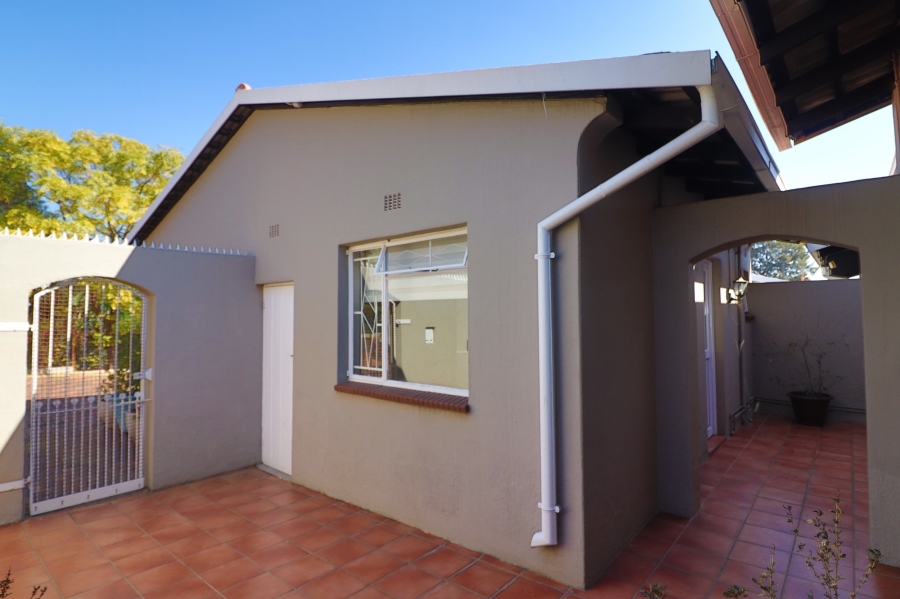 3 Bedroom Property for Sale in Bryanston Gauteng