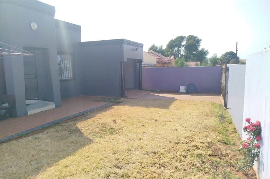 2 Bedroom Property for Sale in Glen Harvie Gauteng