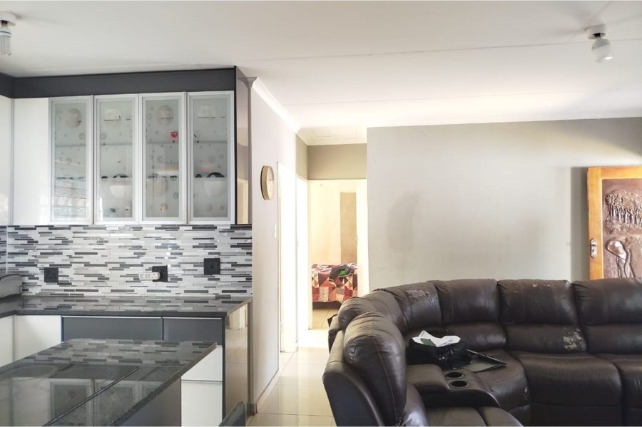 2 Bedroom Property for Sale in Glen Harvie Gauteng